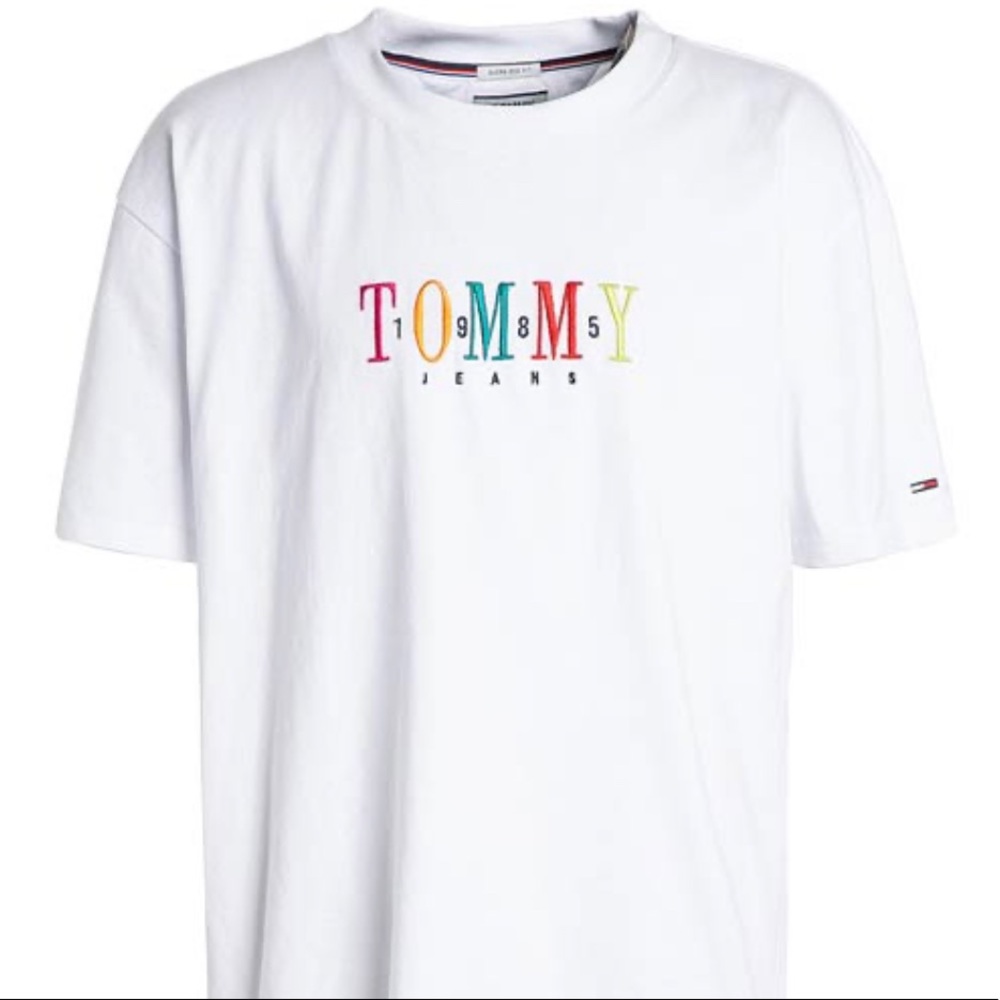 Embroidered Tommy Hilfiger shirt (1985)